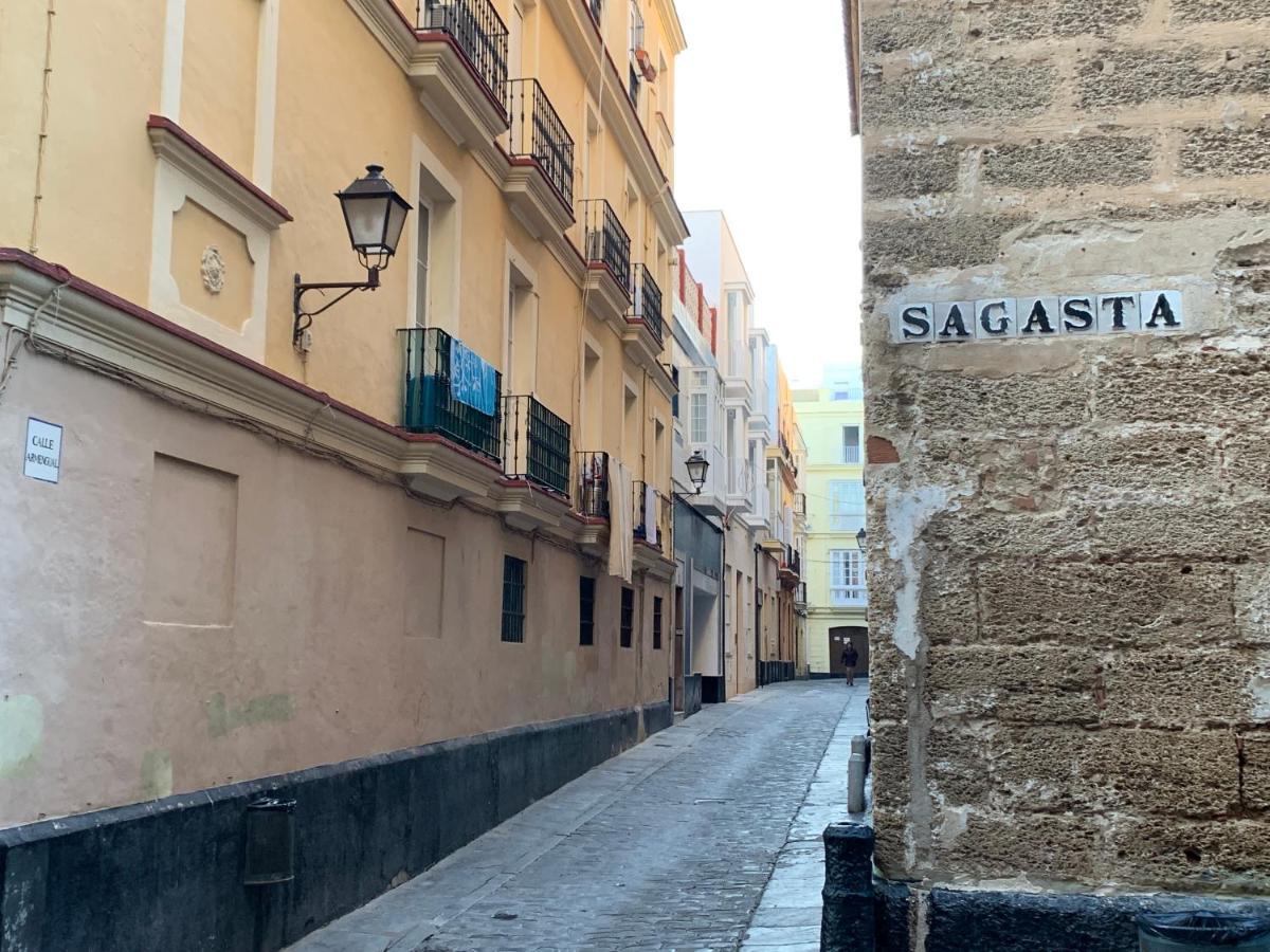San Lorenzo Y Cádis